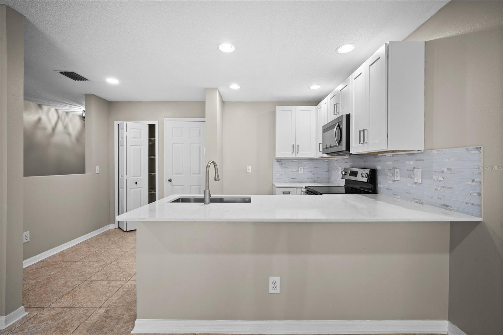 4535 Winding River, Land O Lakes, FL 34639