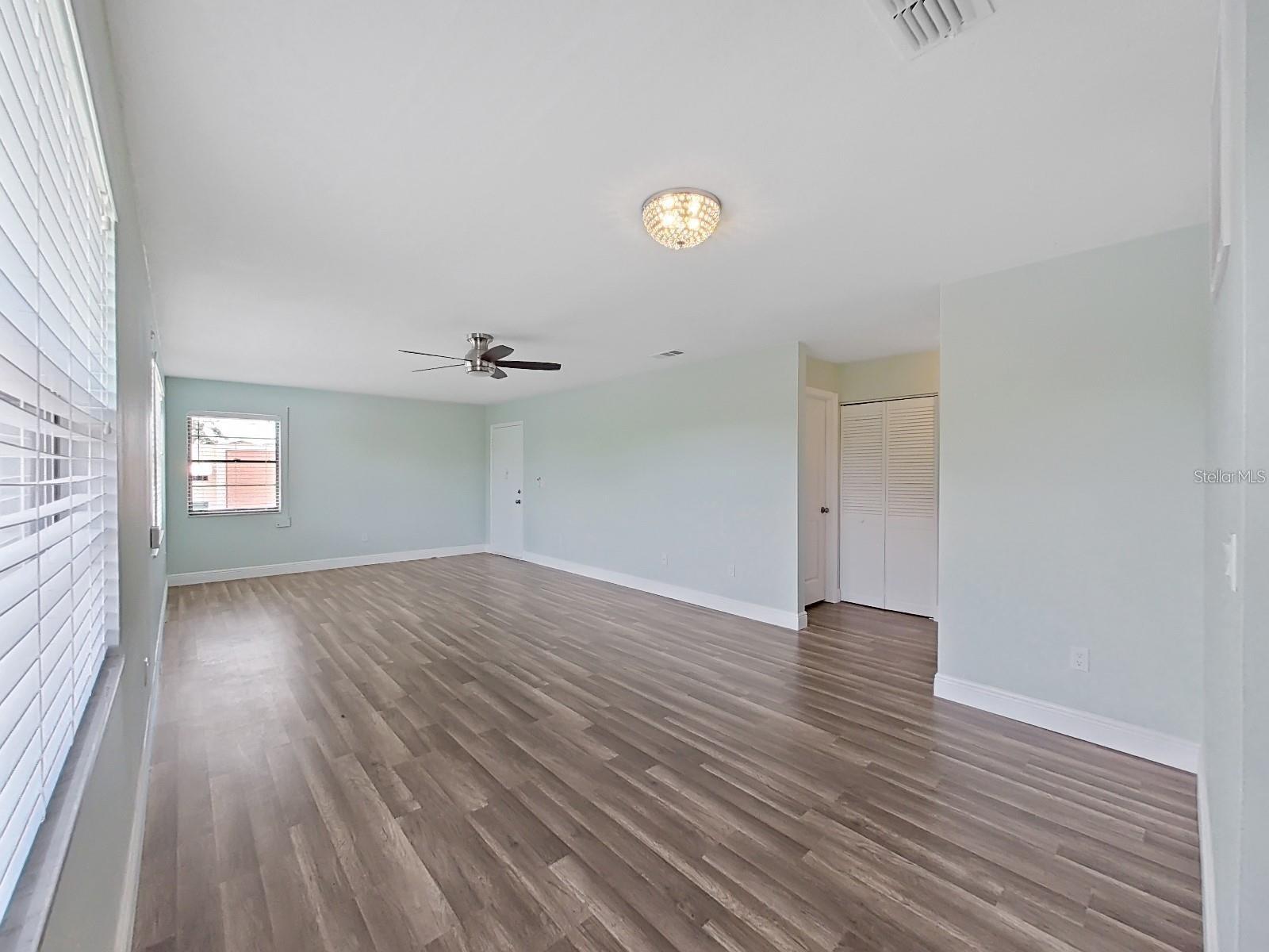 5973 Terrace Park Unit 311, St Petersburg, FL 33709