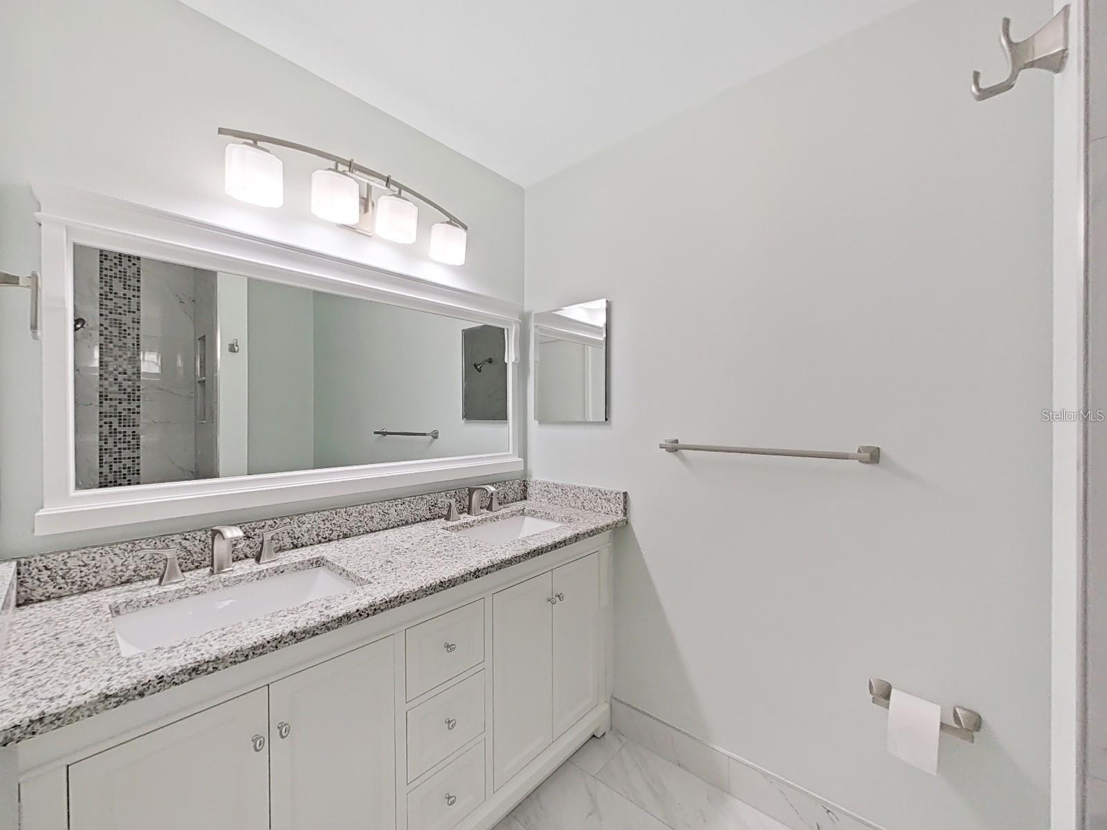 5973 Terrace Park Unit 311, St Petersburg, FL 33709