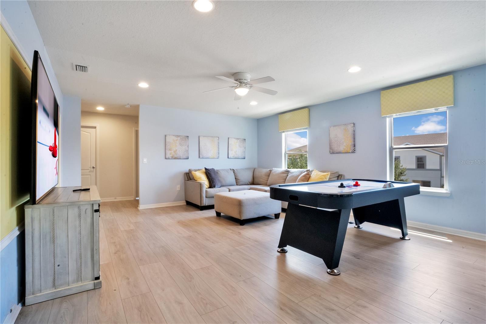 8936 Prague, Kissimmee, FL 34747