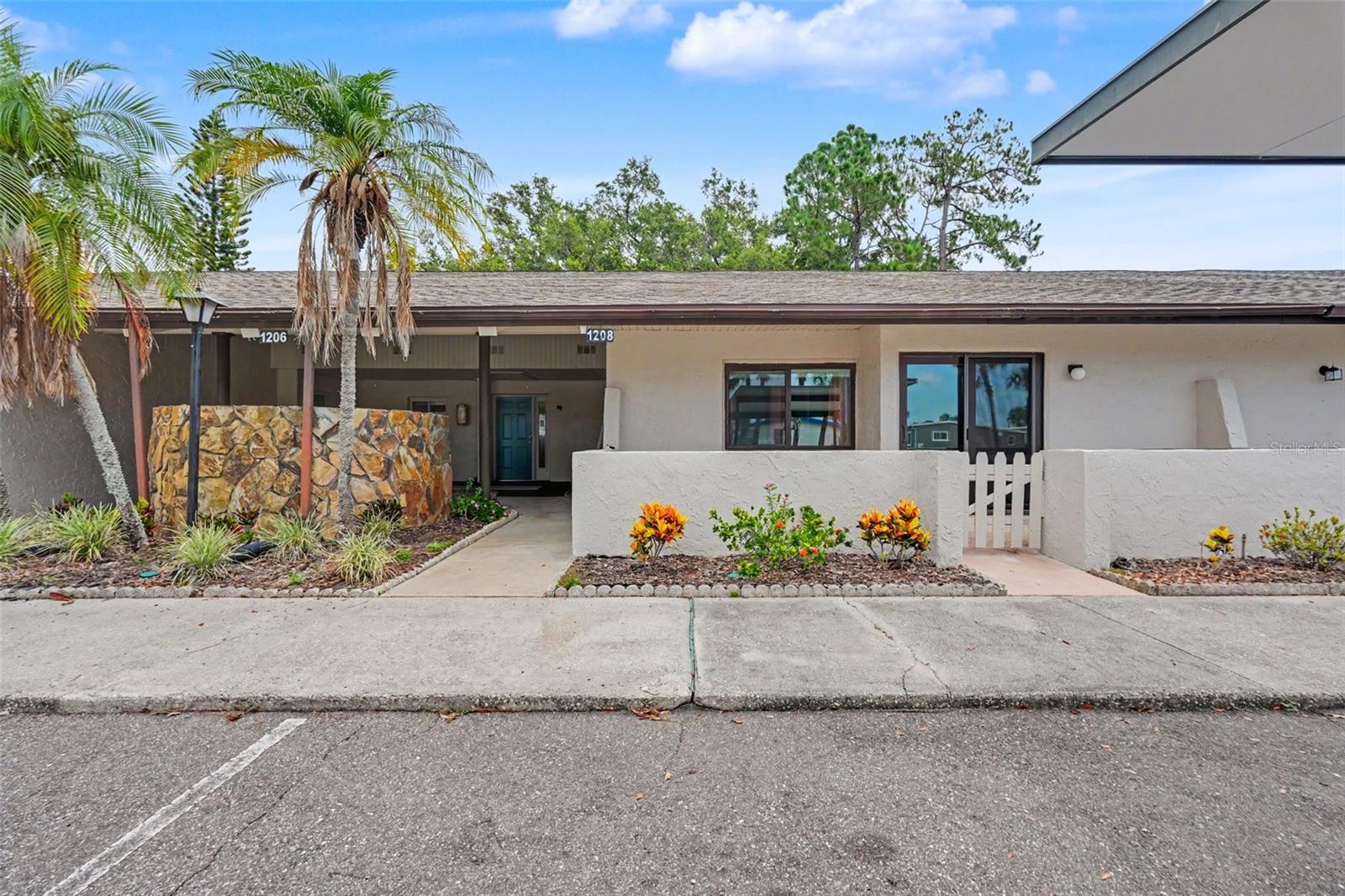 1208 Highland Unit 121, Largo, FL 33771