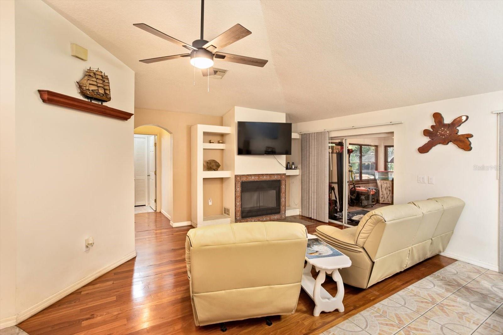 17249 Holly, Umatilla, FL 32784