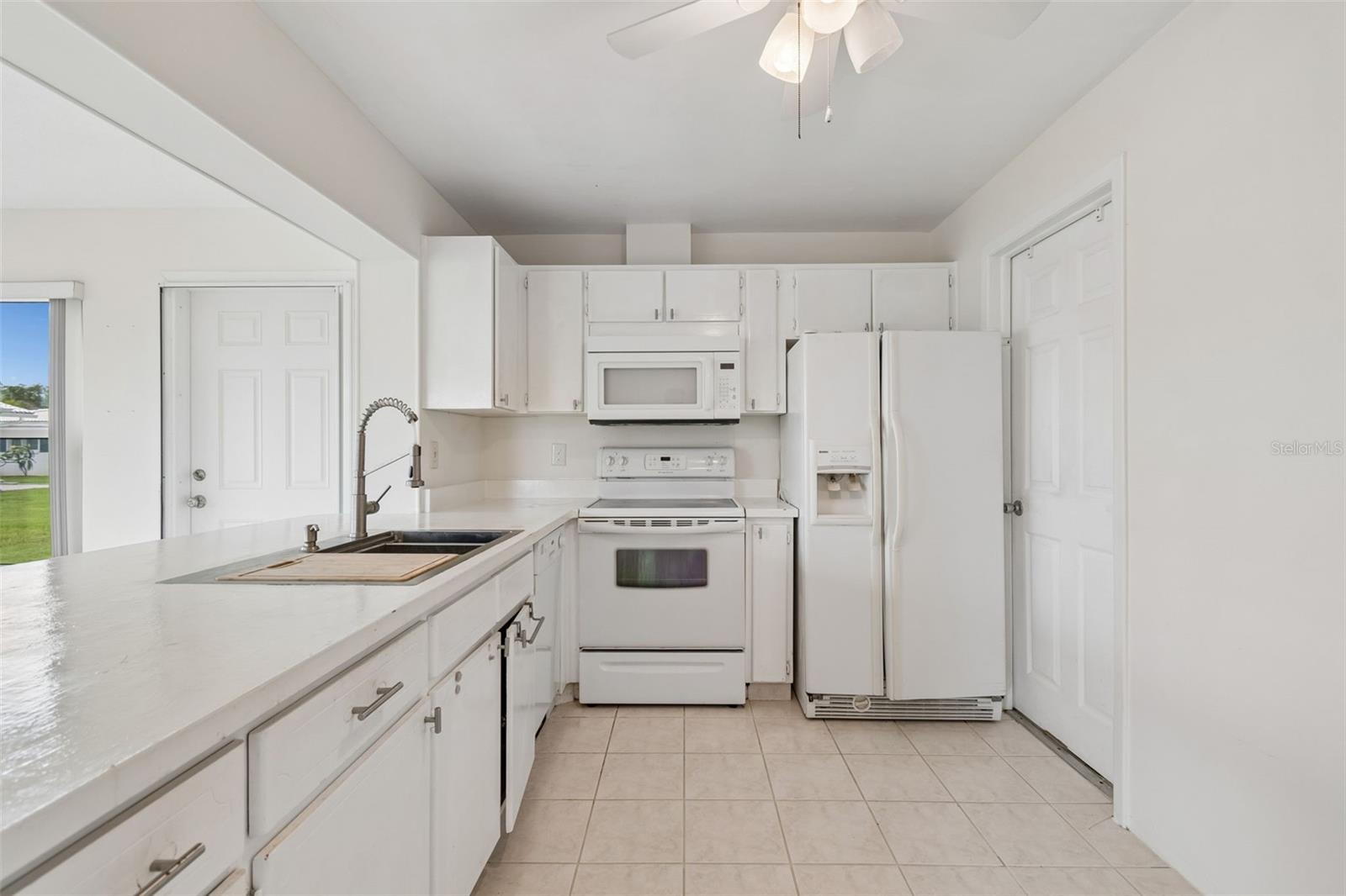 14142 90th, Seminole, FL 33776