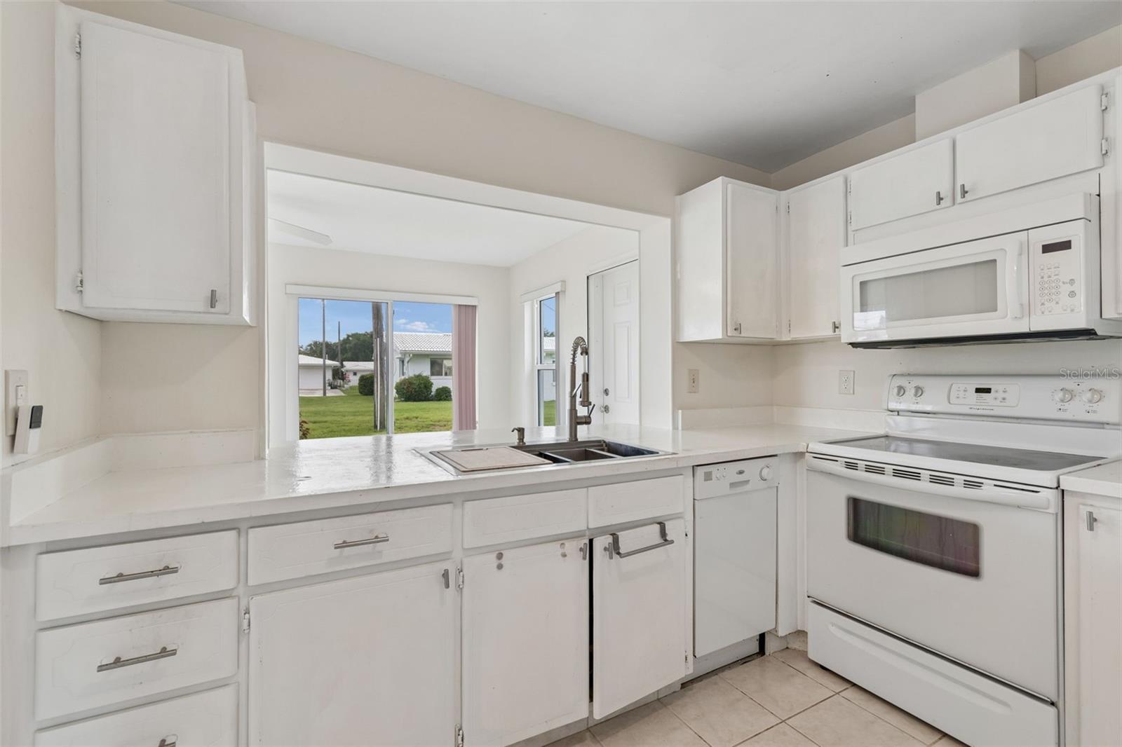 14142 90th, Seminole, FL 33776