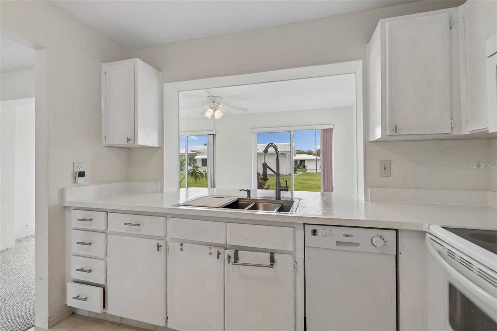 14142 90th, Seminole, FL 33776