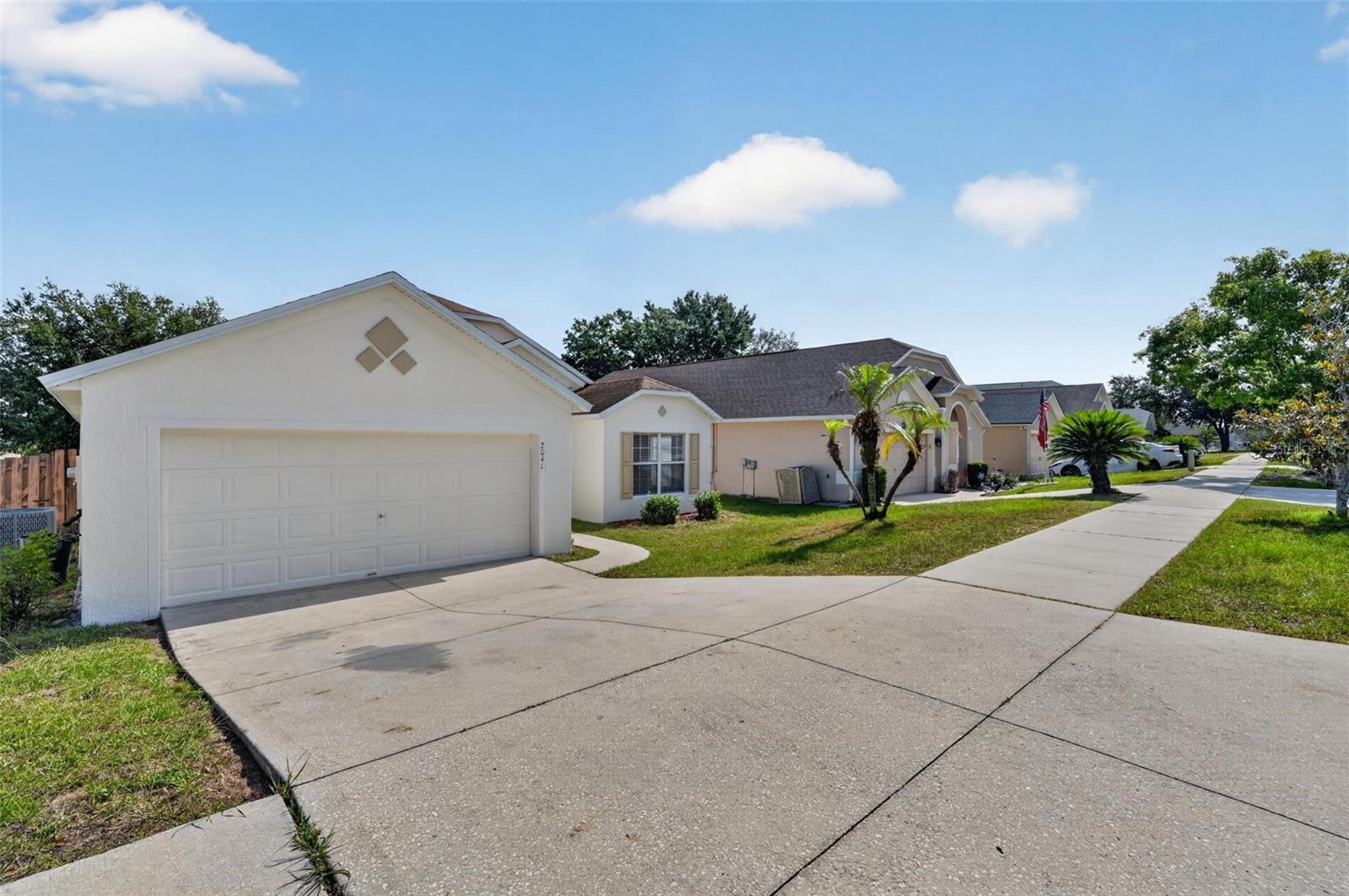 2041 Newtown, Groveland, FL 34736