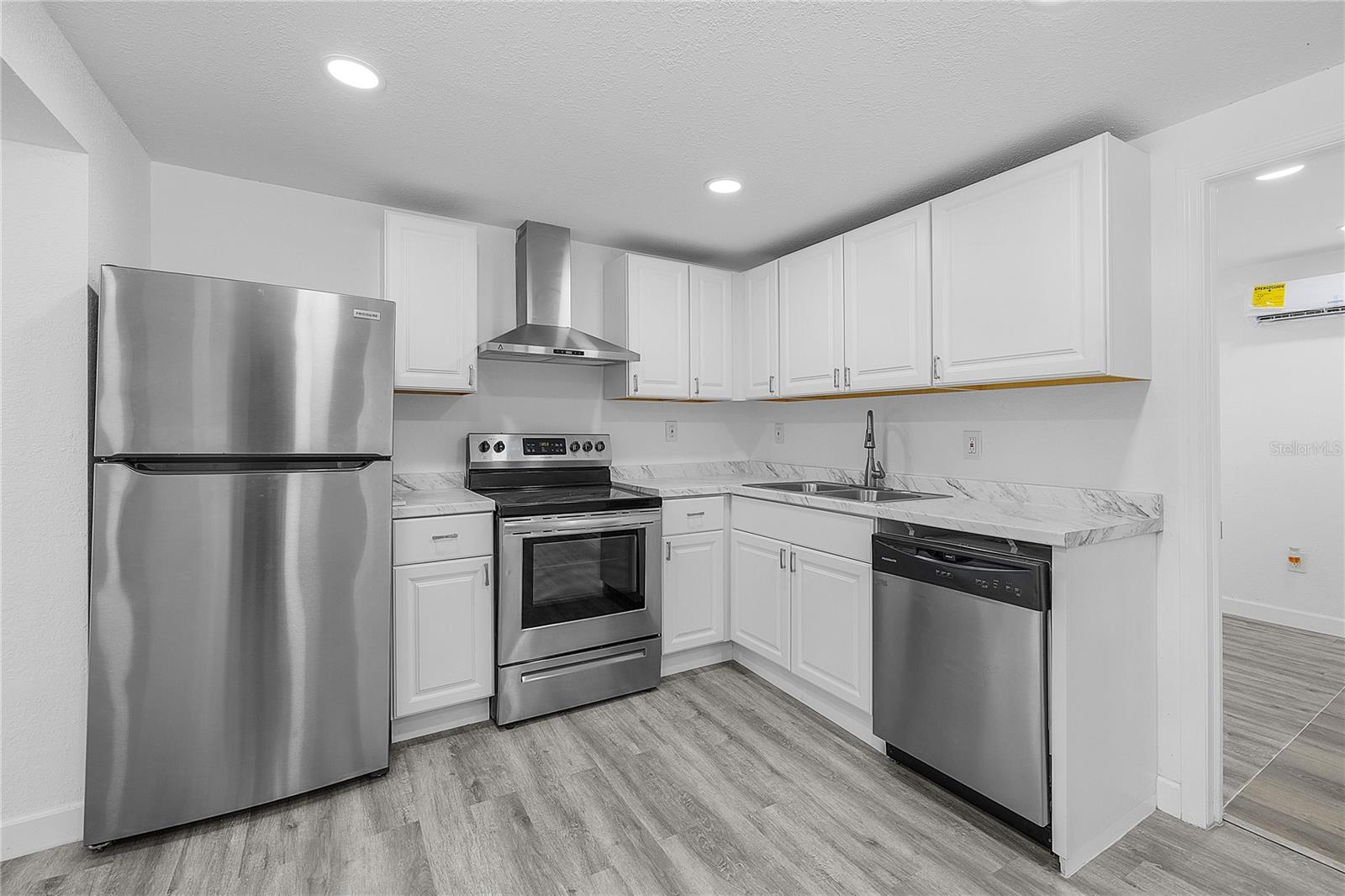 57 Cabana, North Fort Myers, FL 33903