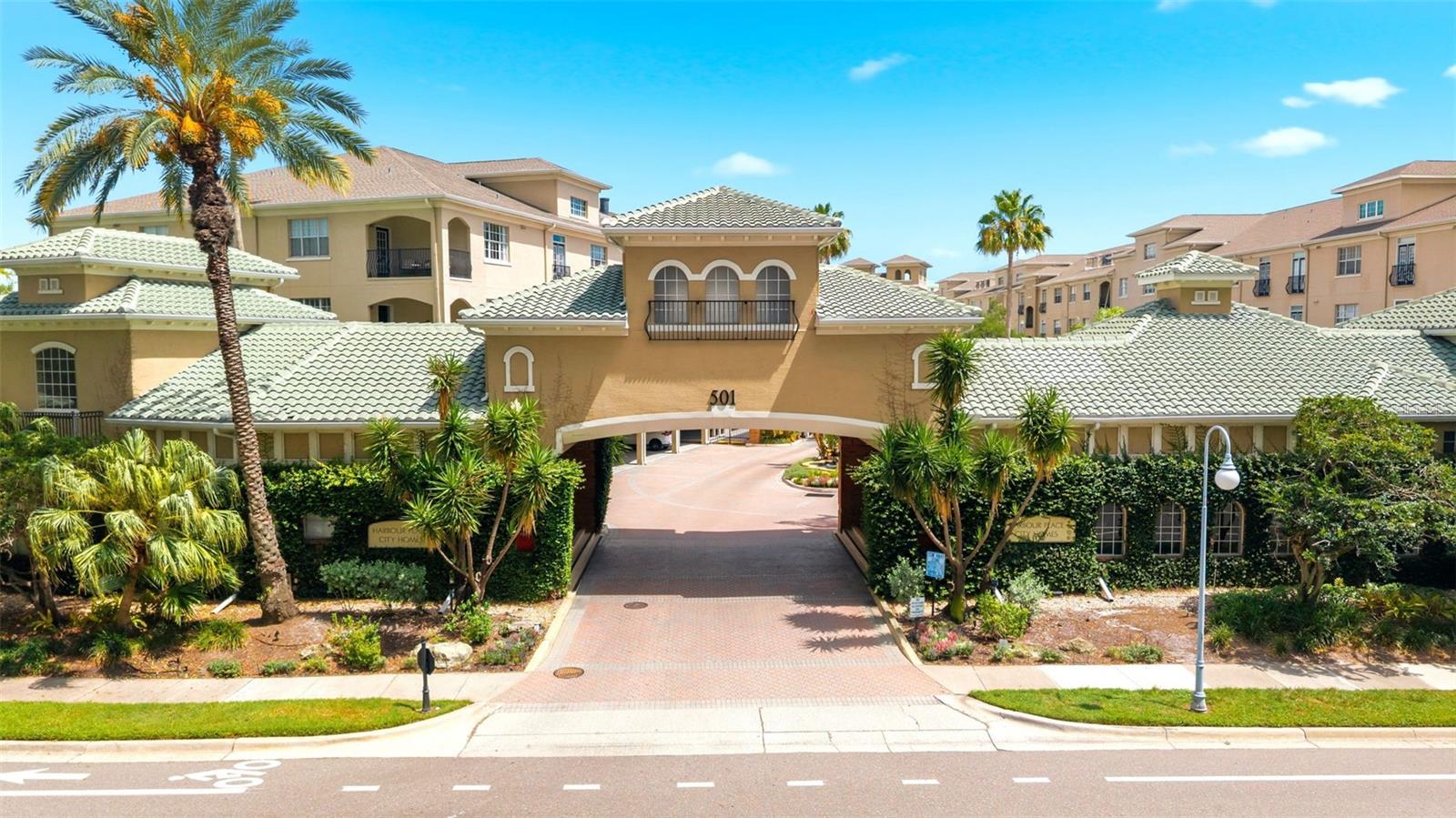 501 Knights Run Unit 1325, Tampa, FL 33602