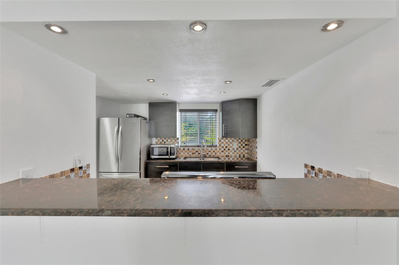 592 100th Unit 201, St Petersburg, FL 33702