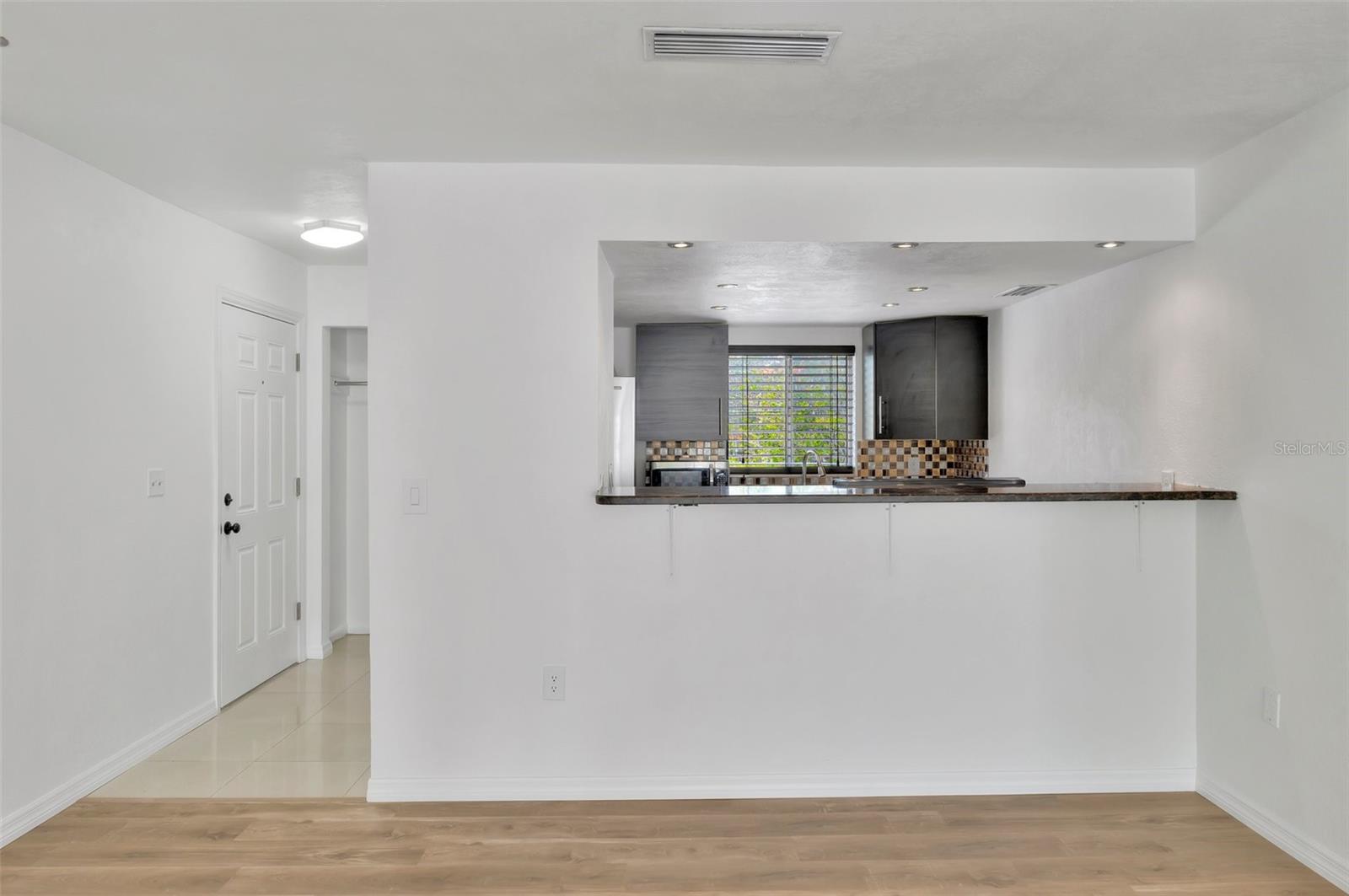 592 100th Unit 201, St Petersburg, FL 33702