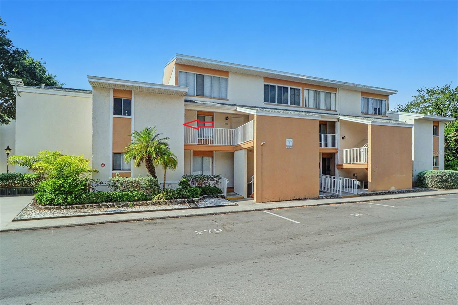 592 100th Unit 201, St Petersburg, FL 33702