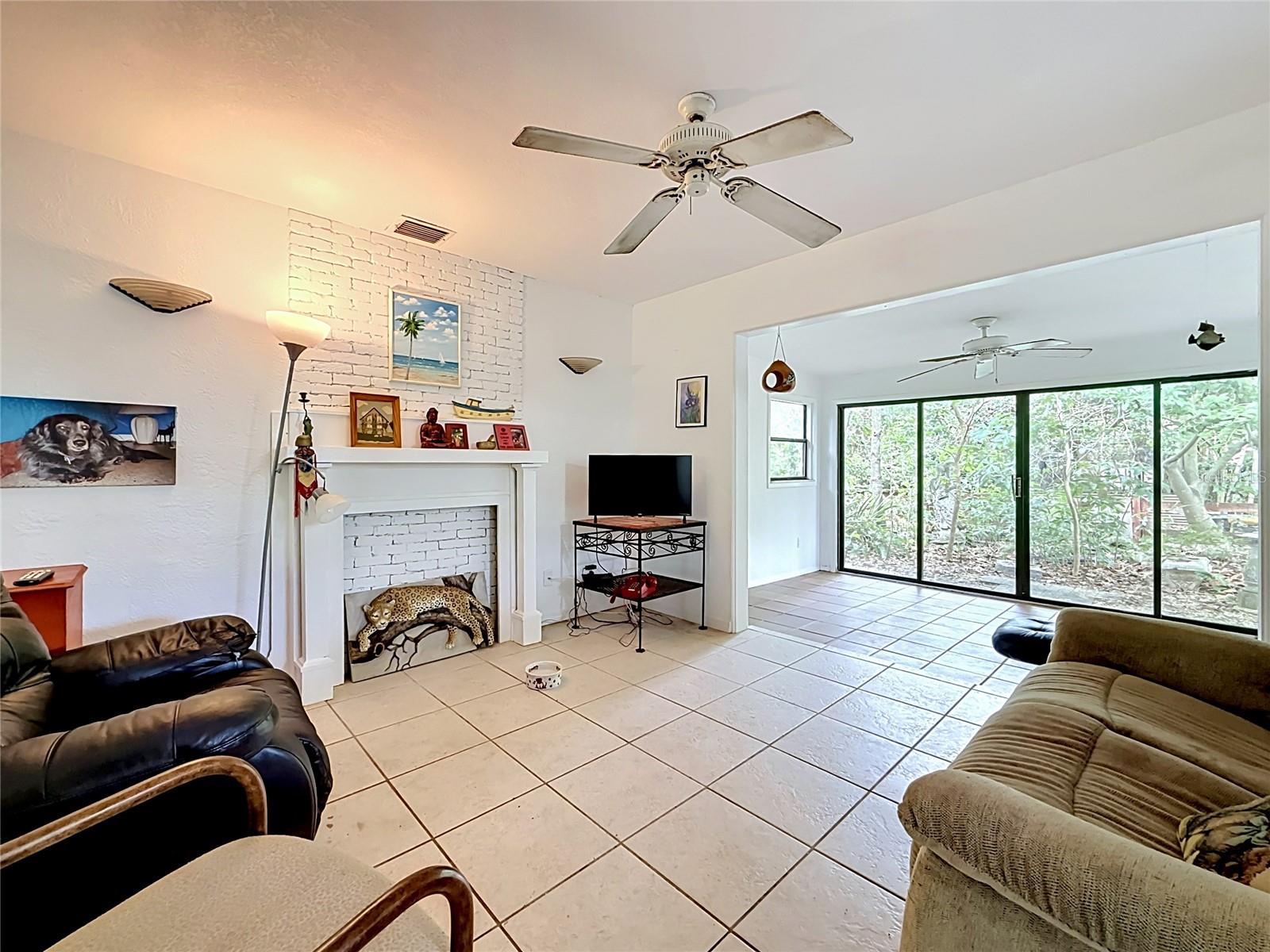 6330 Emerson, St Petersburg, FL 33707