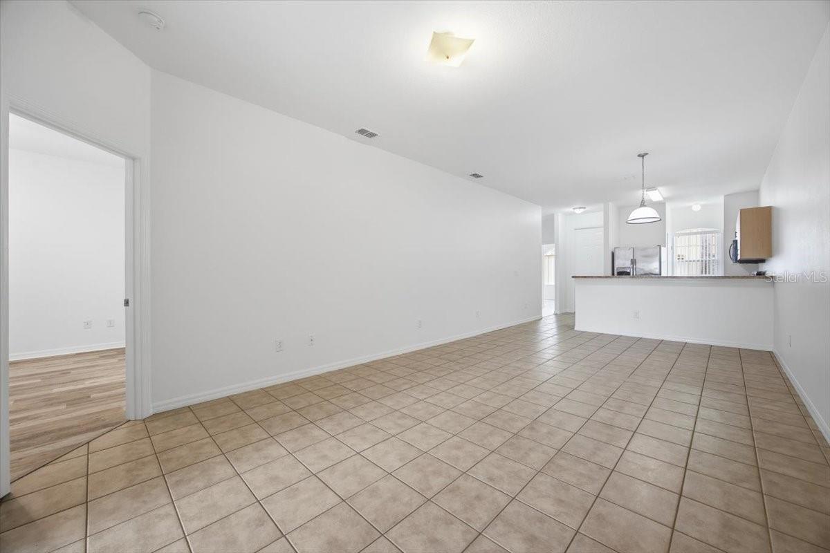 157 Ocean Bluff, Poinciana, FL 34759