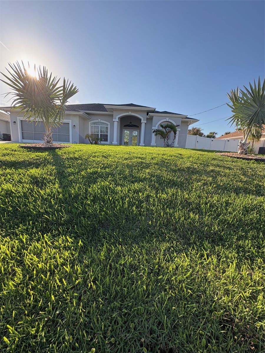 2927 Belleville, North Port, FL 34286