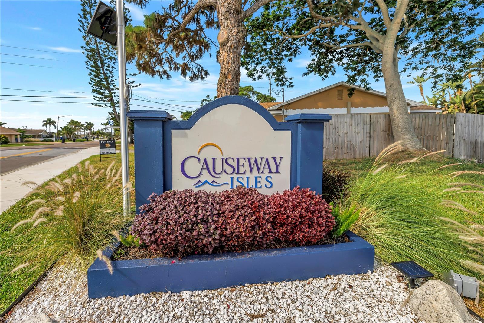 7901 Causeway, St Petersburg, FL 33707