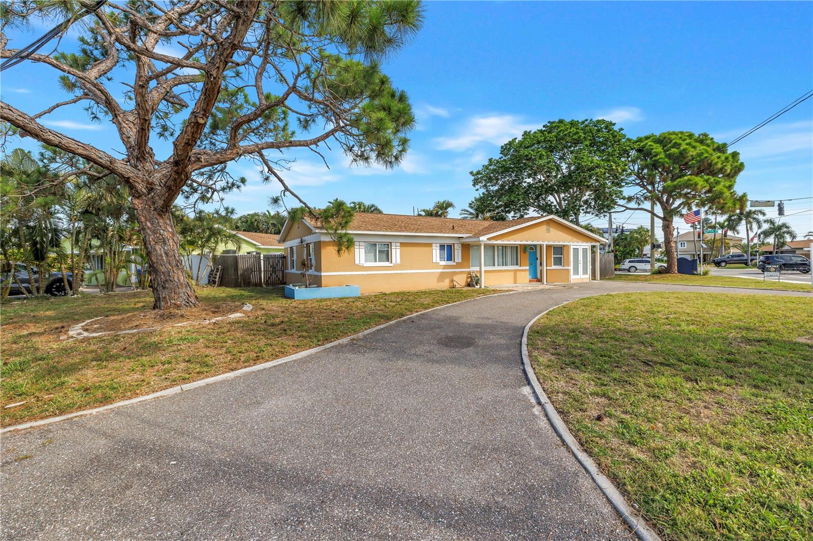 7901 Causeway, St Petersburg, FL 33707