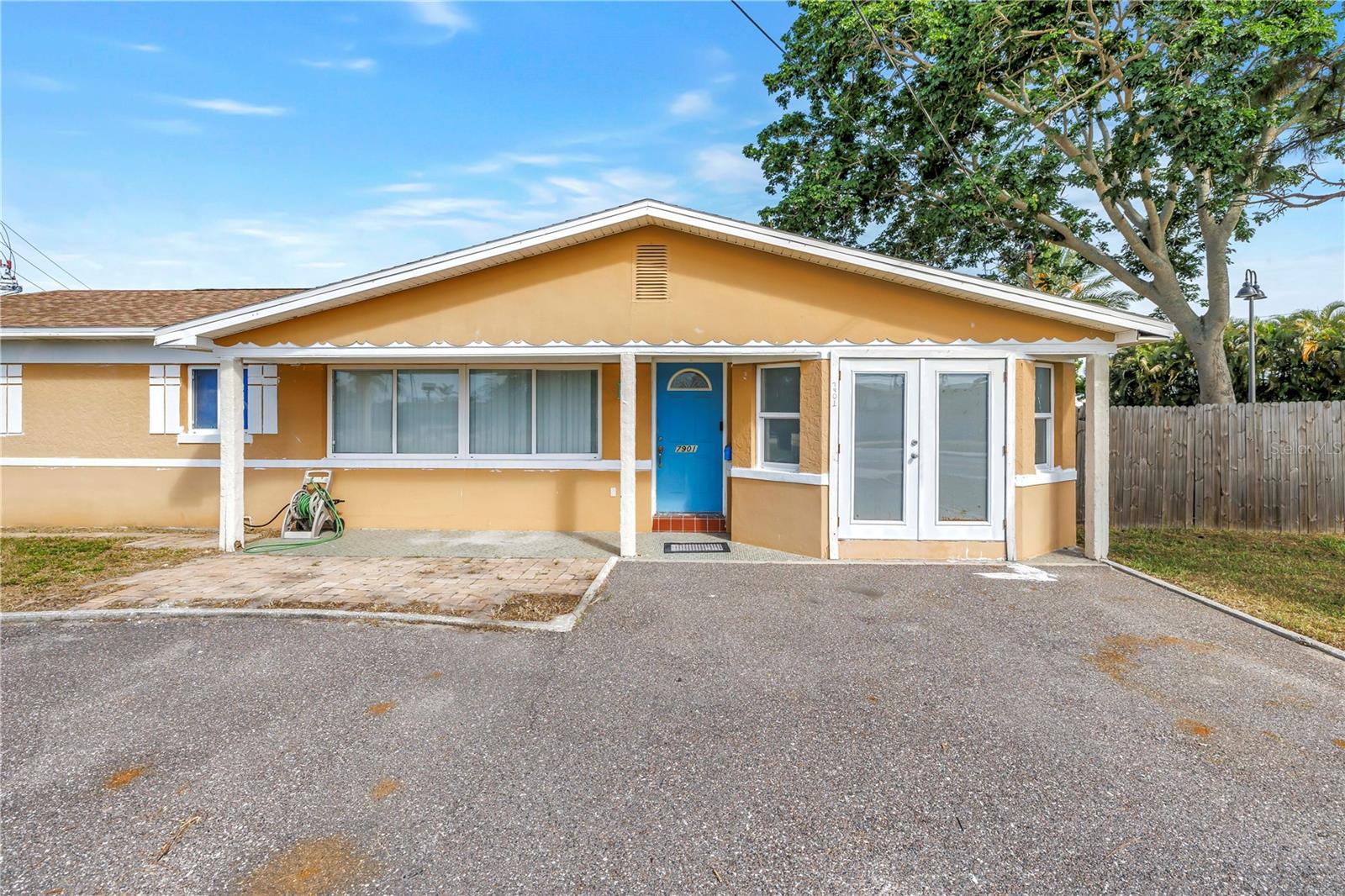 7901 Causeway, St Petersburg, FL 33707