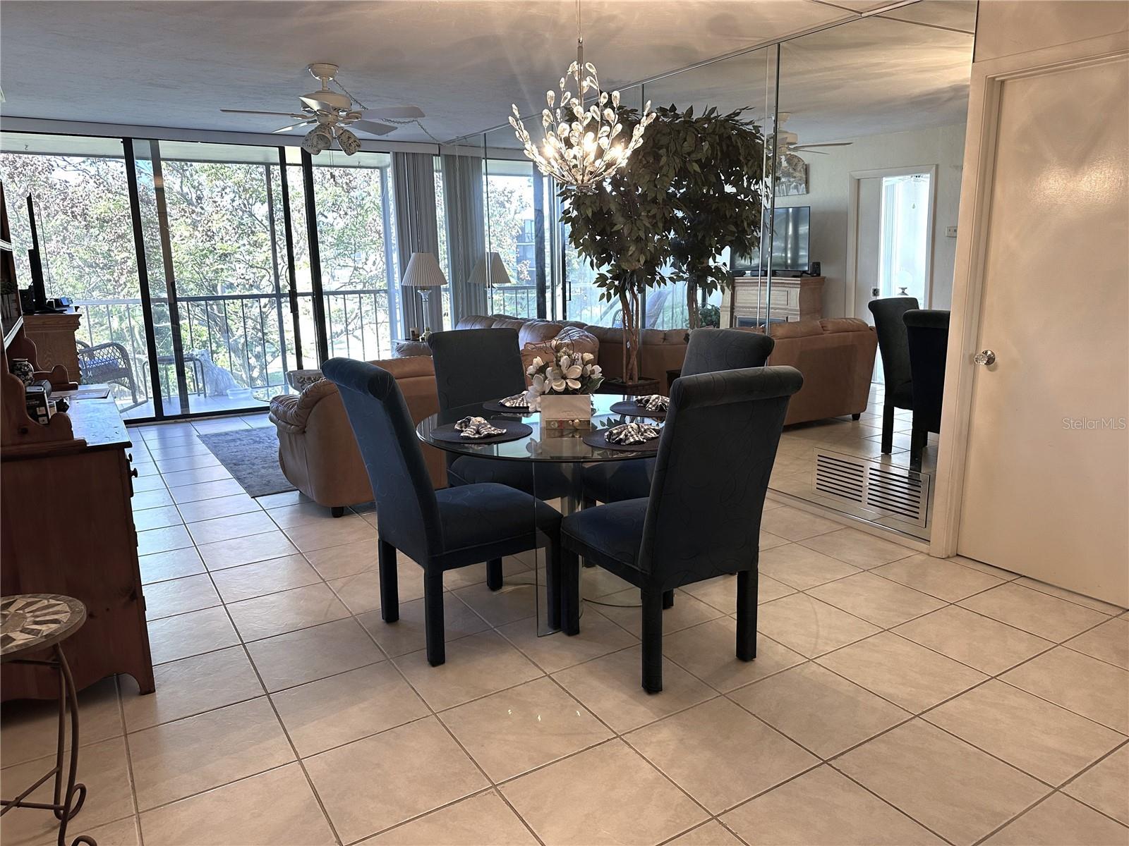 618 Bird Bay Unit 201, Venice, FL 34285