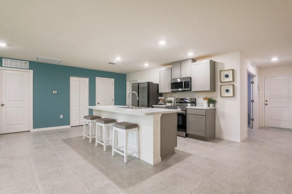 276 Luis, Debary, FL 32713