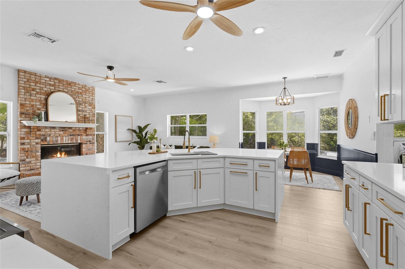 4074 Redbird, Sarasota, FL 34231
