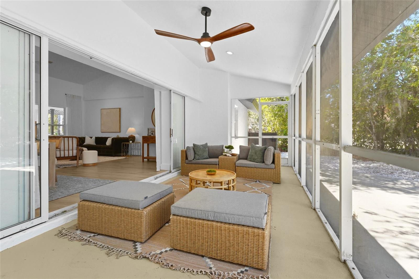 4074 Redbird, Sarasota, FL 34231