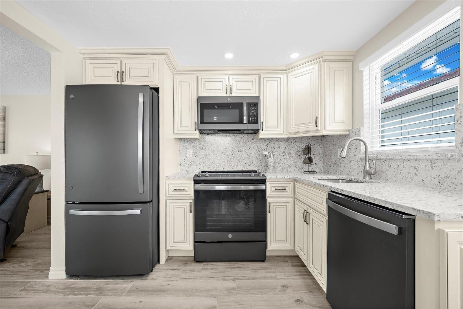 6154 Midnight Pass Unit B1, Sarasota, FL 34242