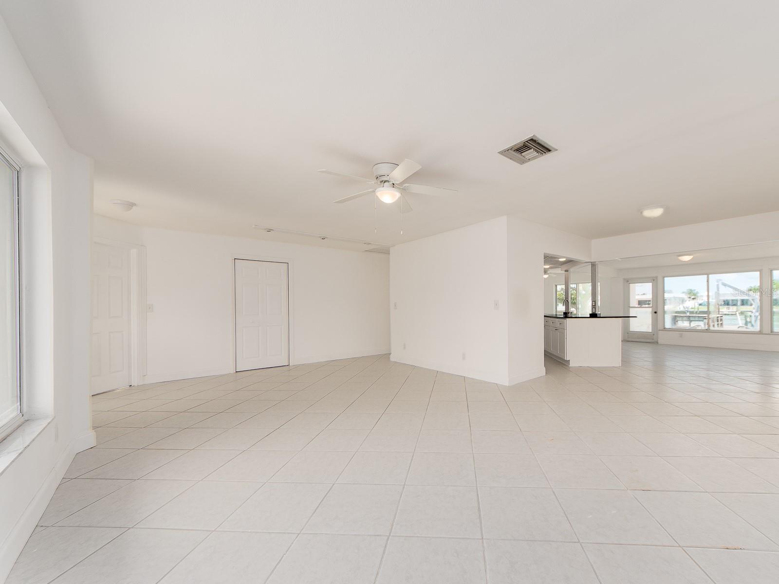 720 115th, Treasure Island, FL 33706