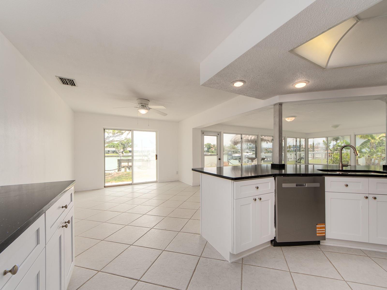 720 115th, Treasure Island, FL 33706