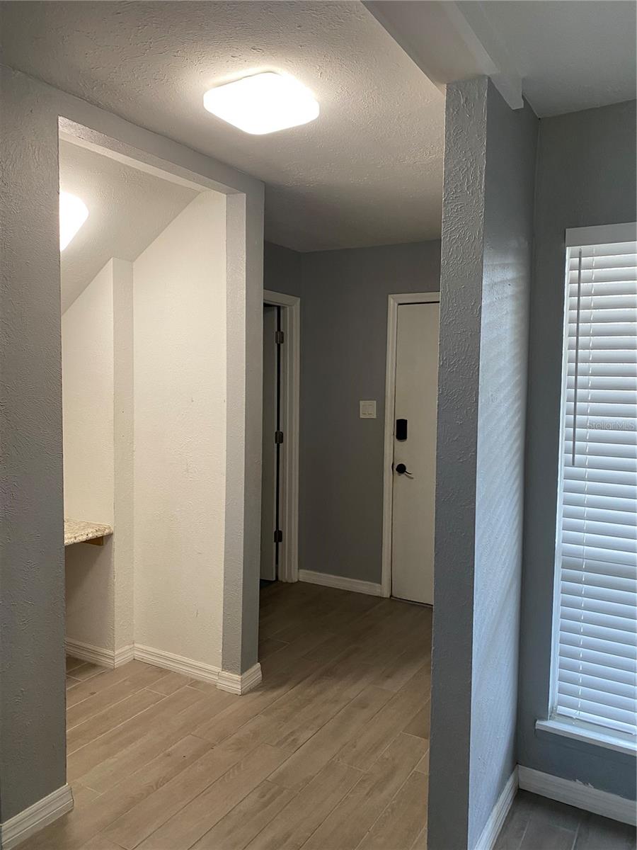 4394 Sandner, Sarasota, FL 34243