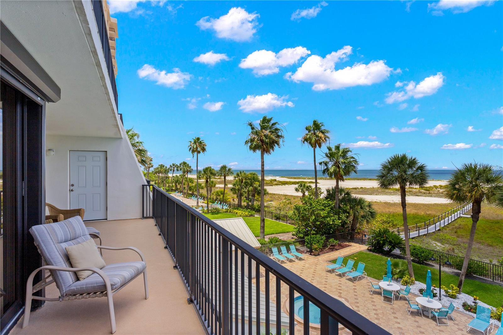 1250 Gulf Unit 302, Clearwater Beach, FL 33767