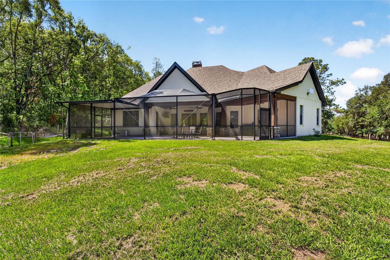 17265 Meadow Bluff, Dade City, FL 33523