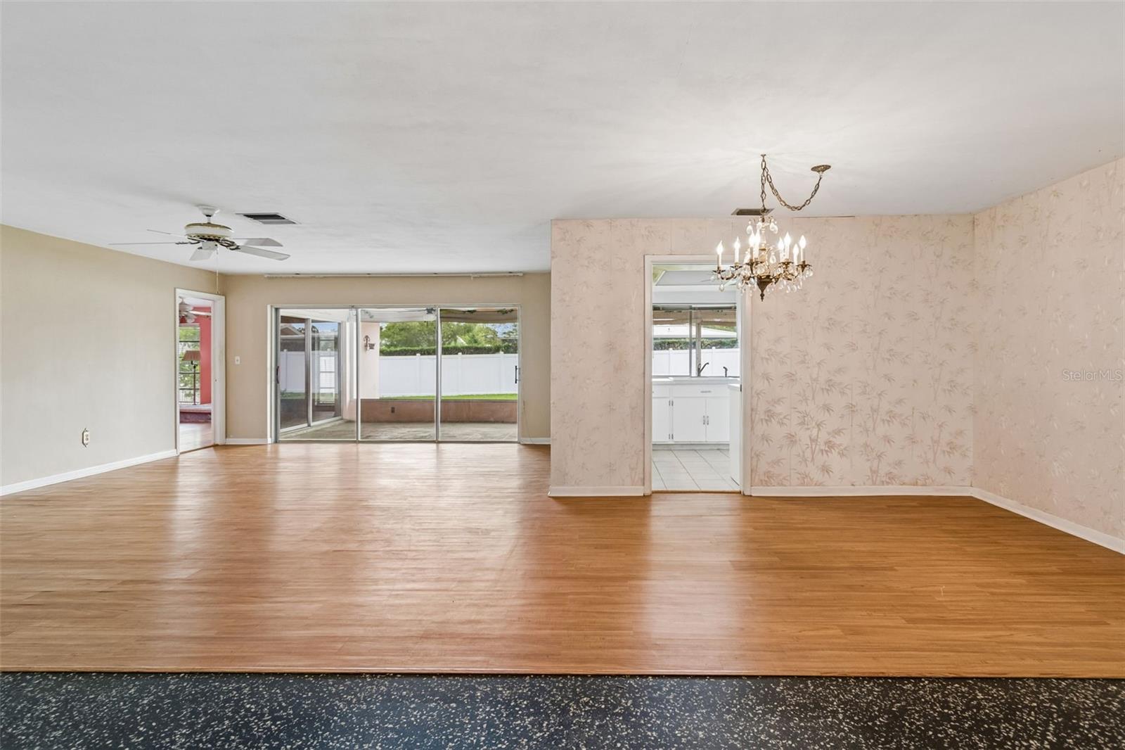 14363 Neptune, Seminole, FL 33776