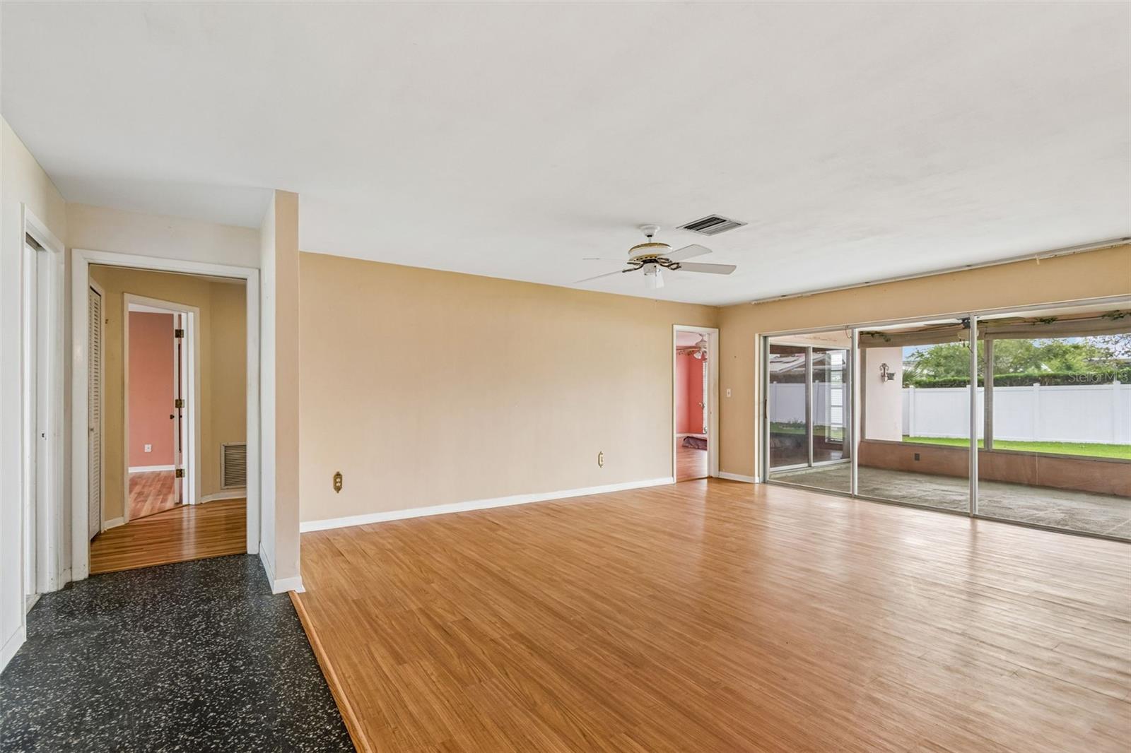 14363 Neptune, Seminole, FL 33776