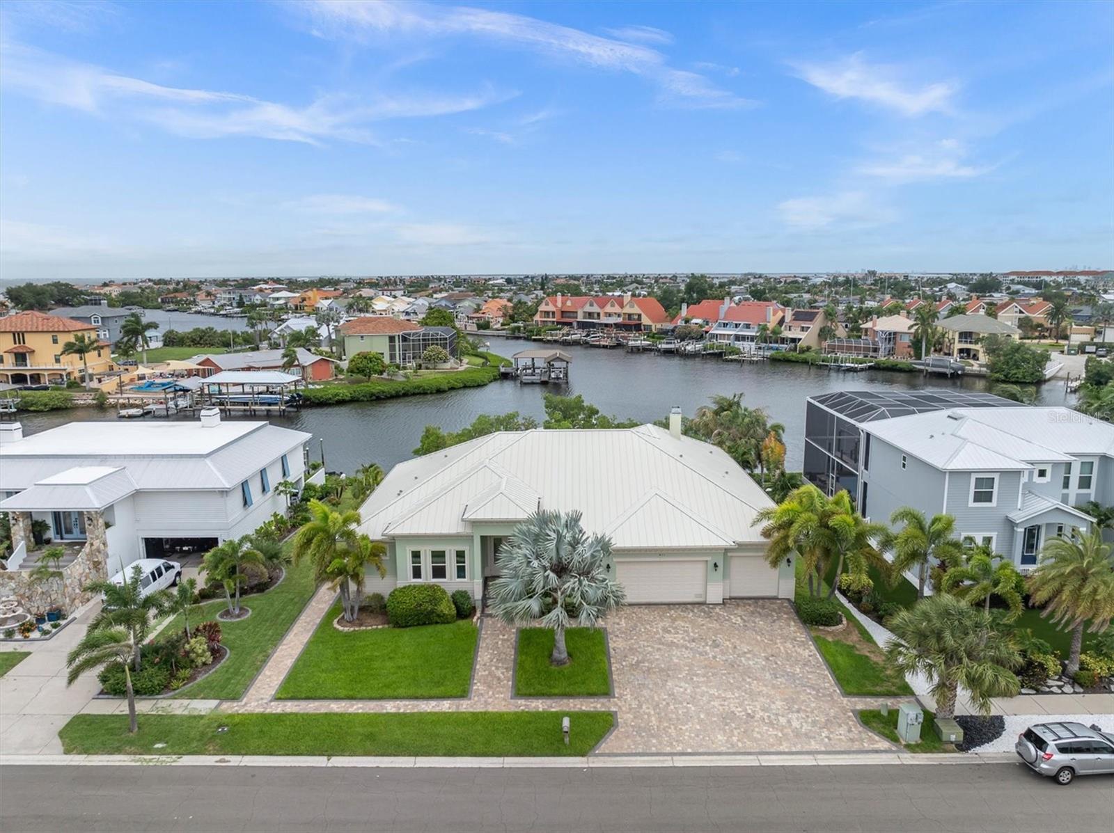 811 Birdie, Apollo Beach, FL 33572