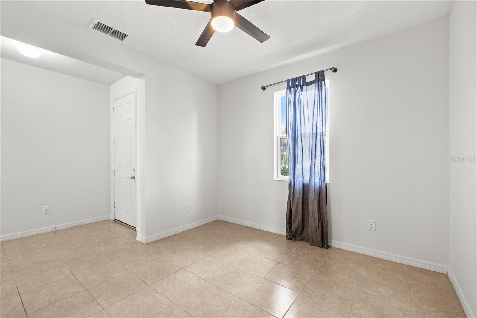 12135 Carson, Orlando, FL 32824