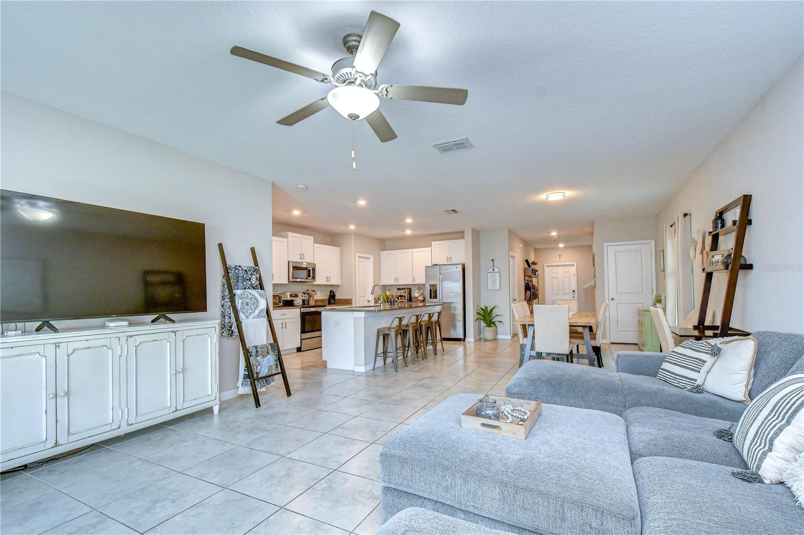 17917 Cloudless Bliss, Lutz, FL 33558