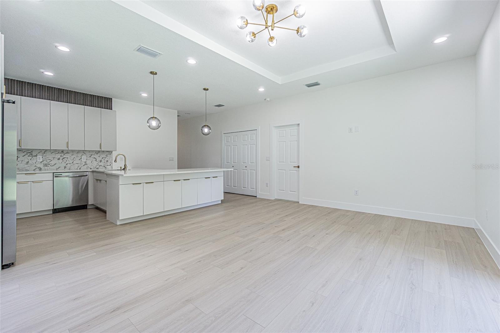 12680 Central, Tampa, FL 33612