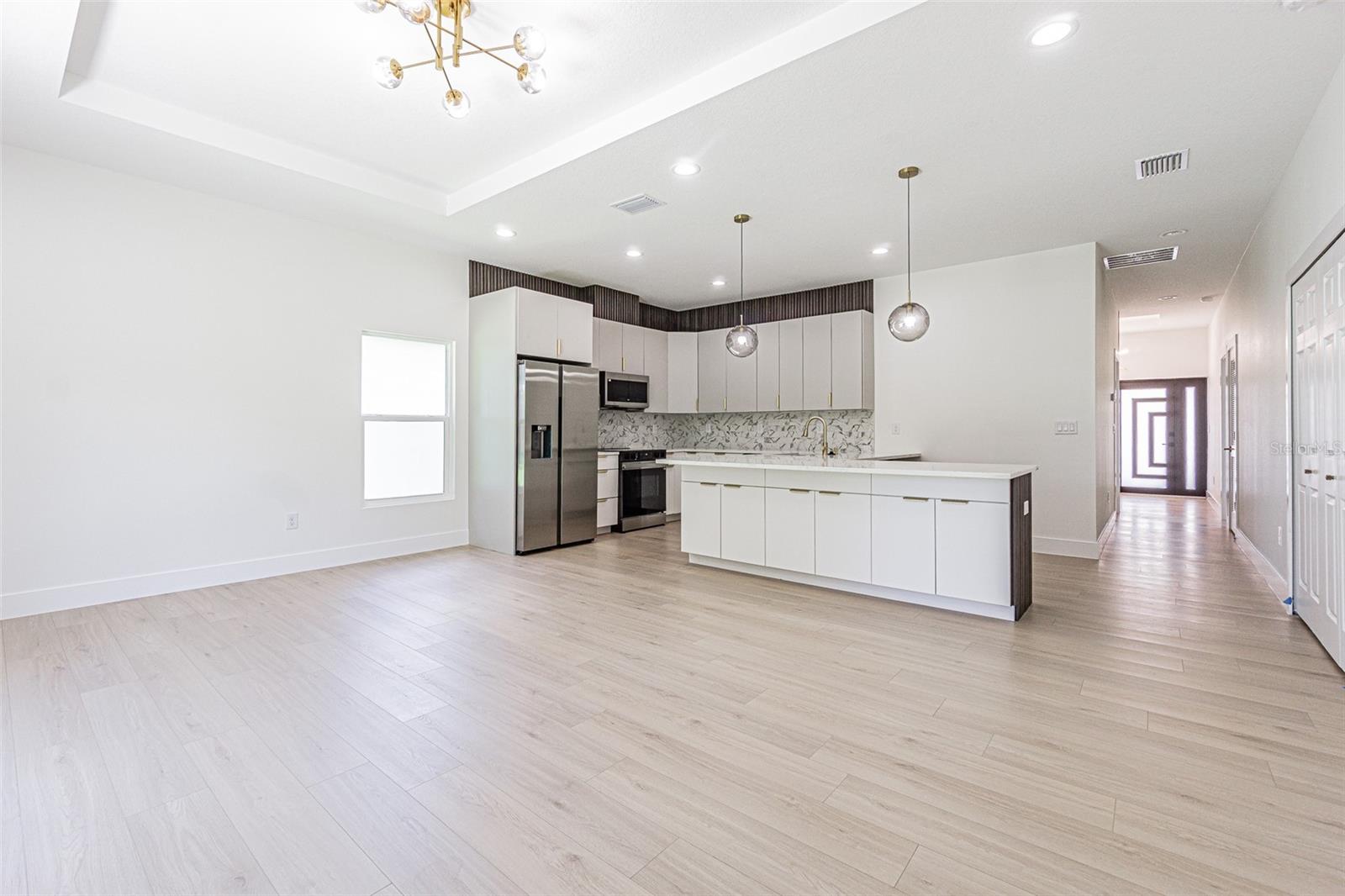 12680 Central, Tampa, FL 33612