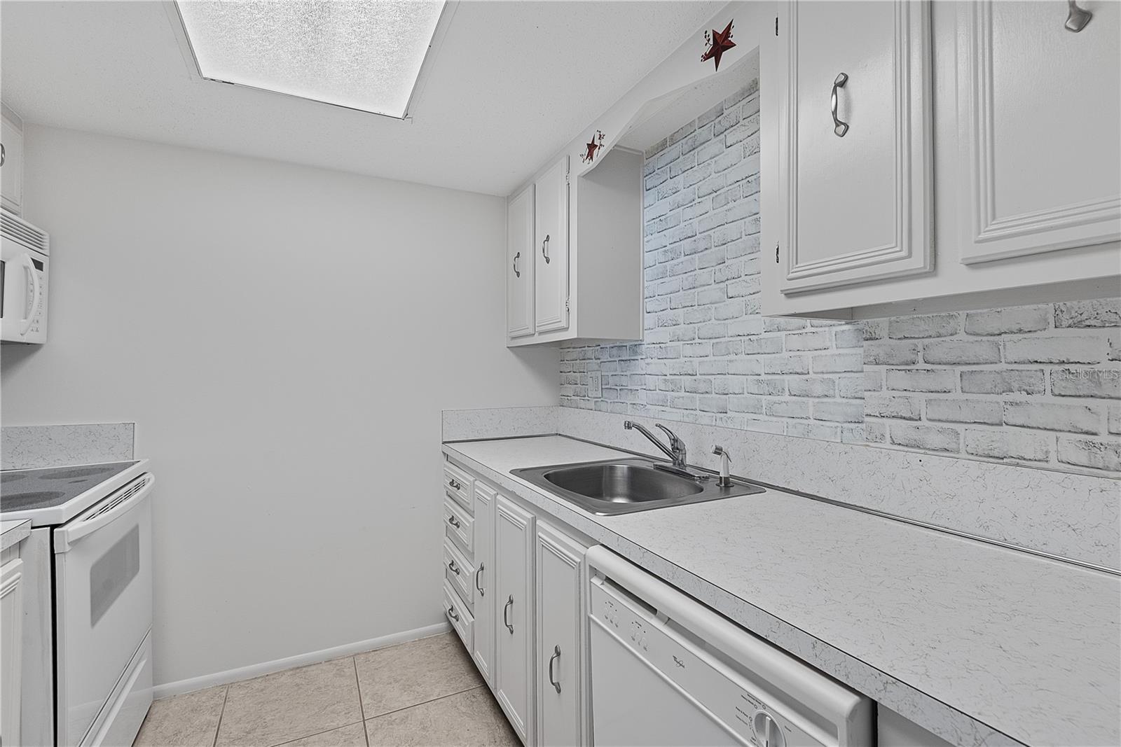 2750 Ocean Shore Unit 430, Ormond Beach, FL 32176