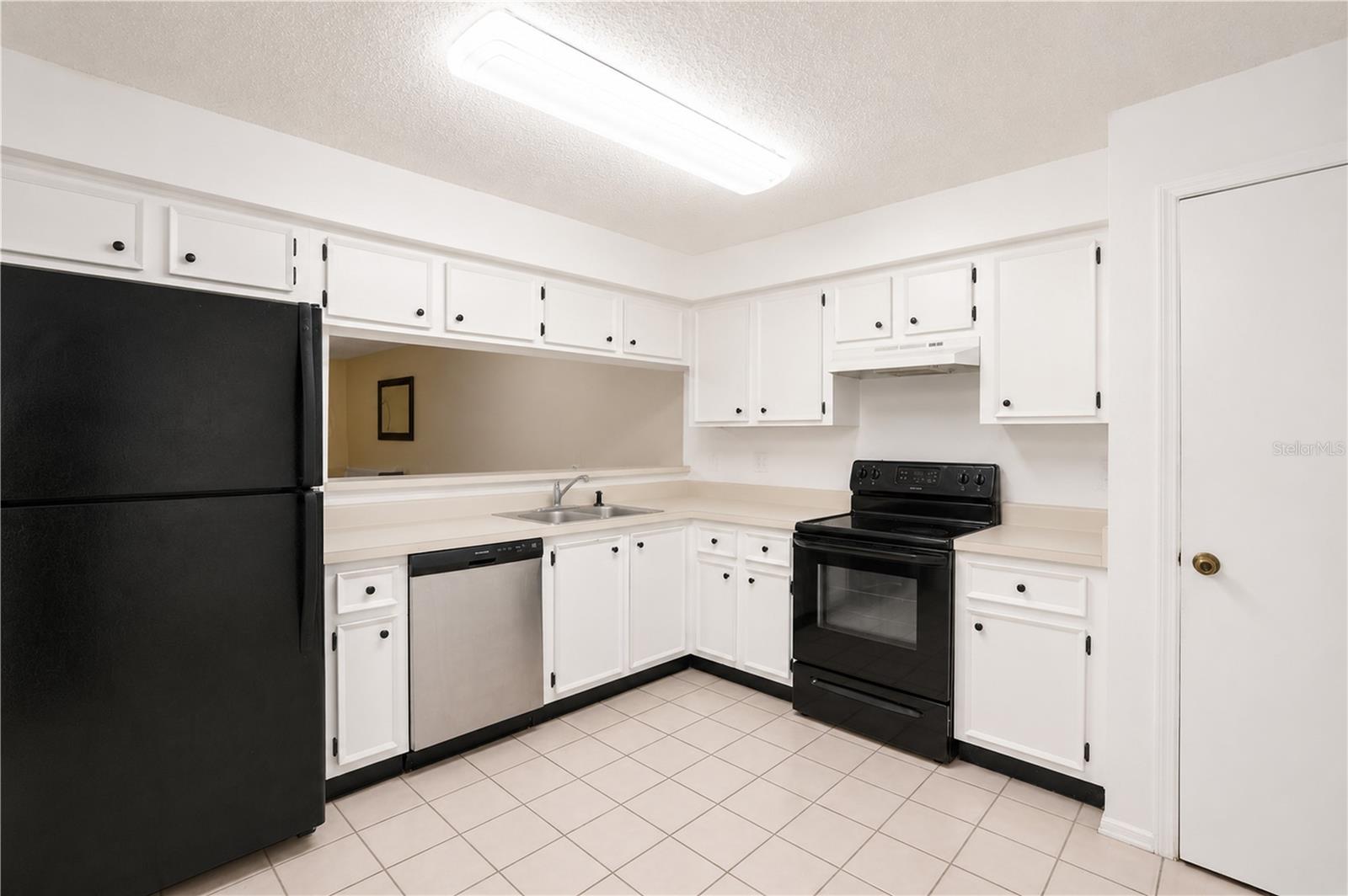 602 Saint Henry, Brandon, FL 33511