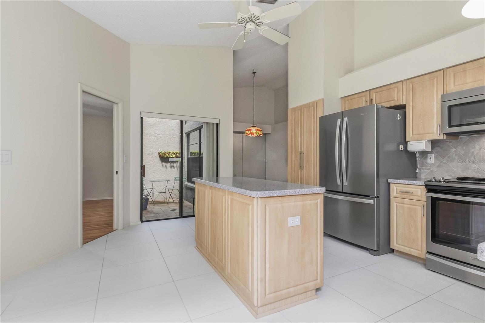 5515 Salem Square, Palm Harbor, FL 34685