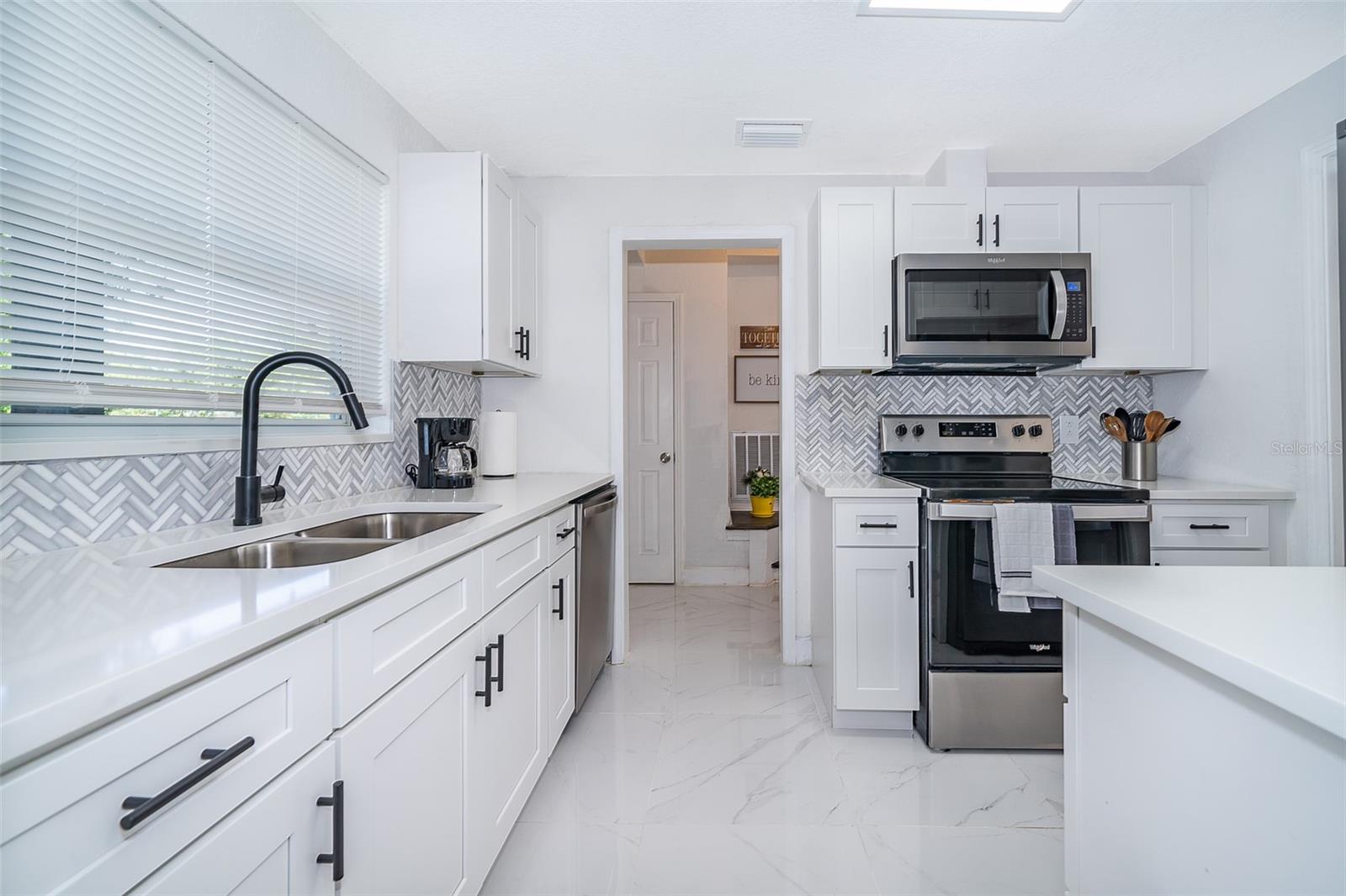 5815 Wolf, Orlando, FL 32808