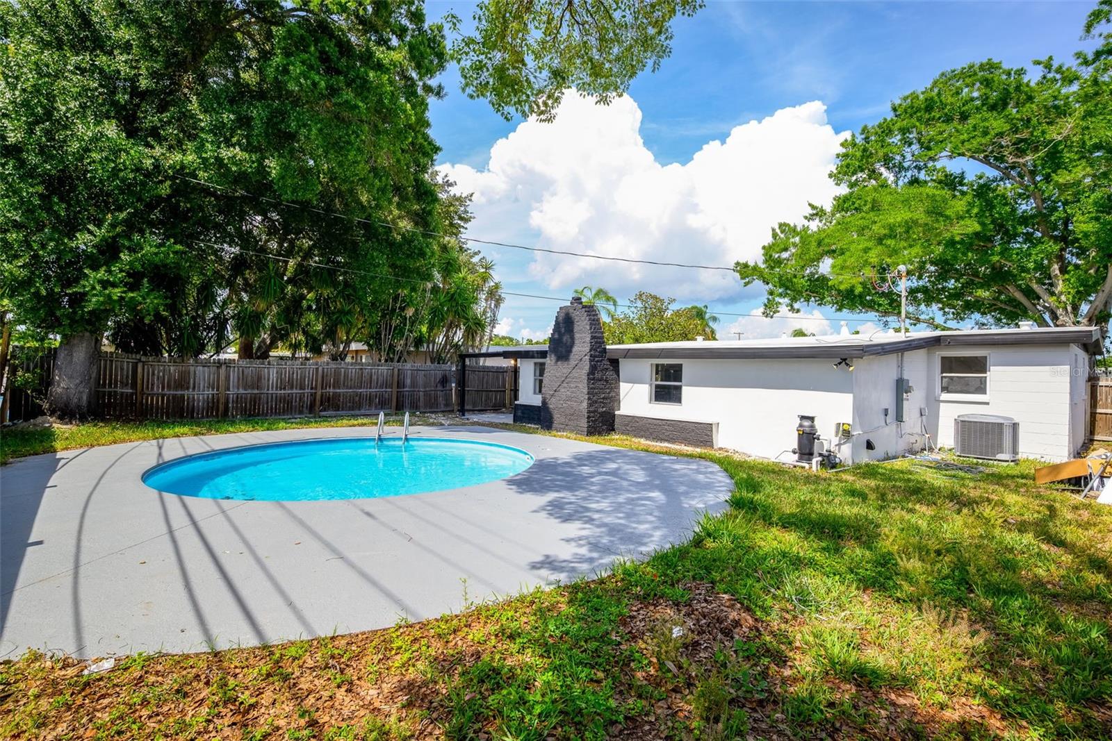 9596 Groveland, Seminole, FL 33772