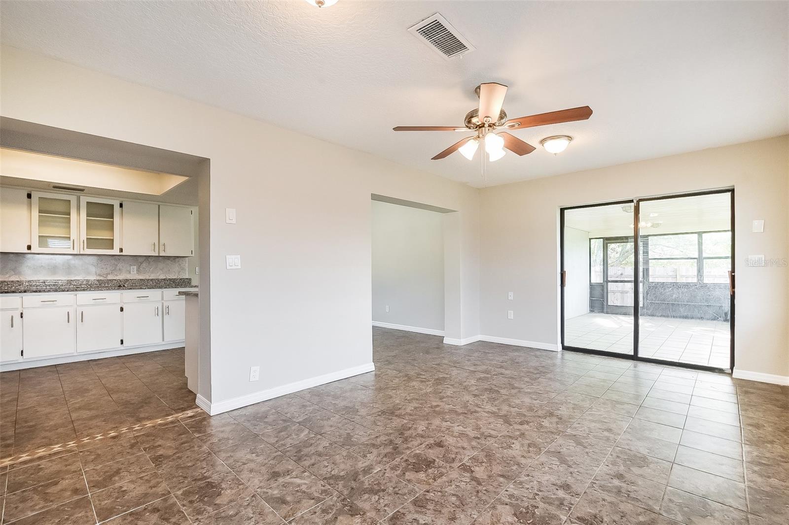 2072 Dumas, Deltona, FL 32738