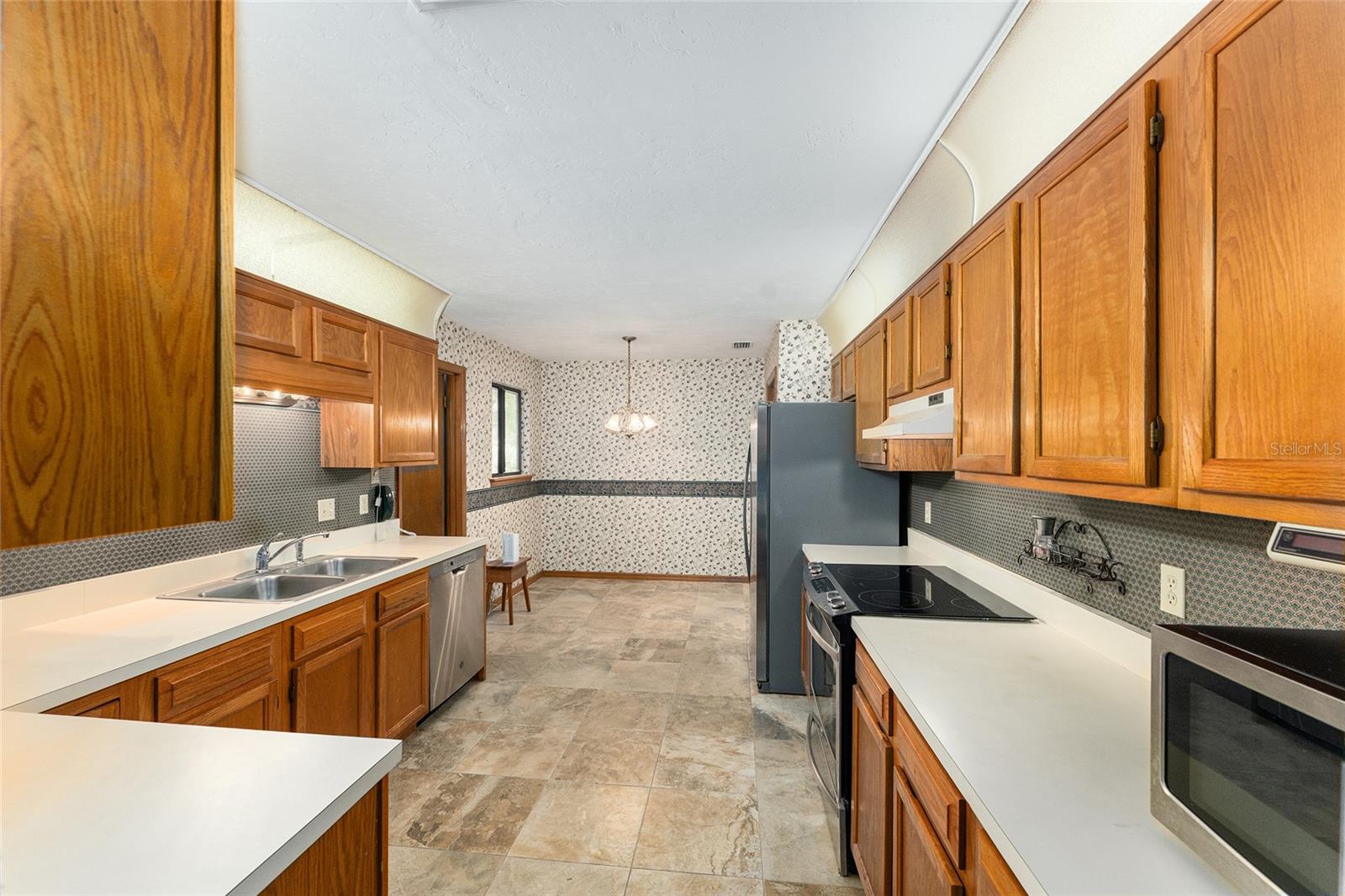 7027 51st, Gainesville, FL 32653