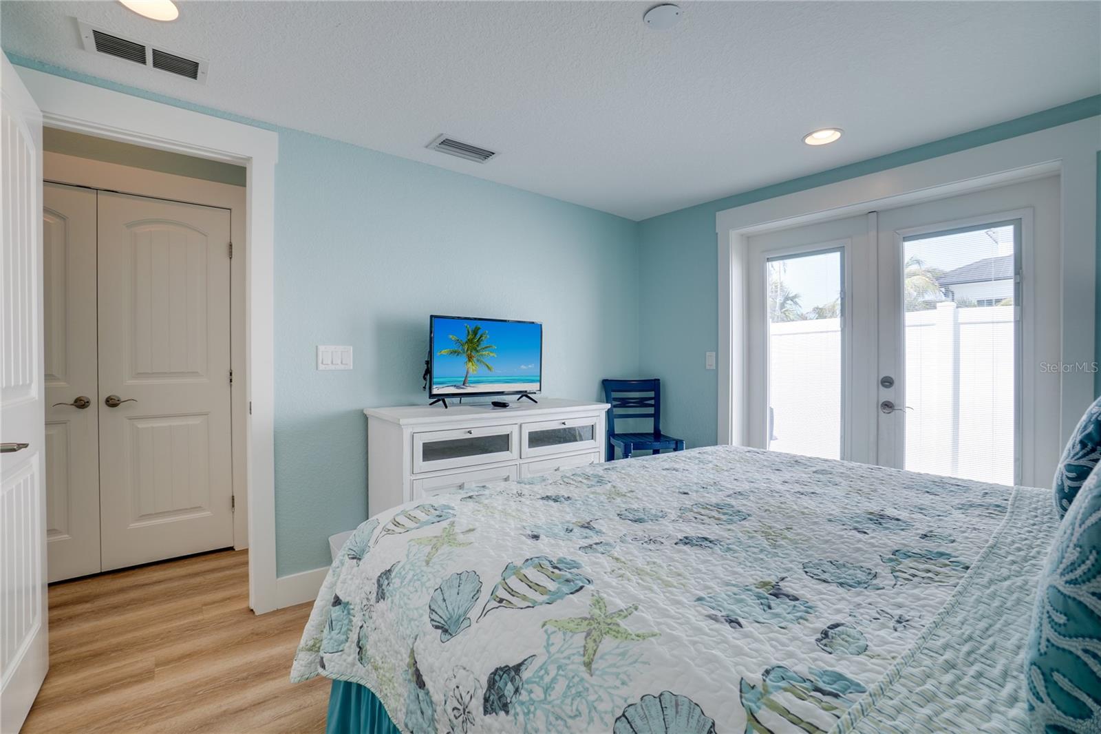 3009 Avenue Unit A, Bradenton Beach, FL 34217