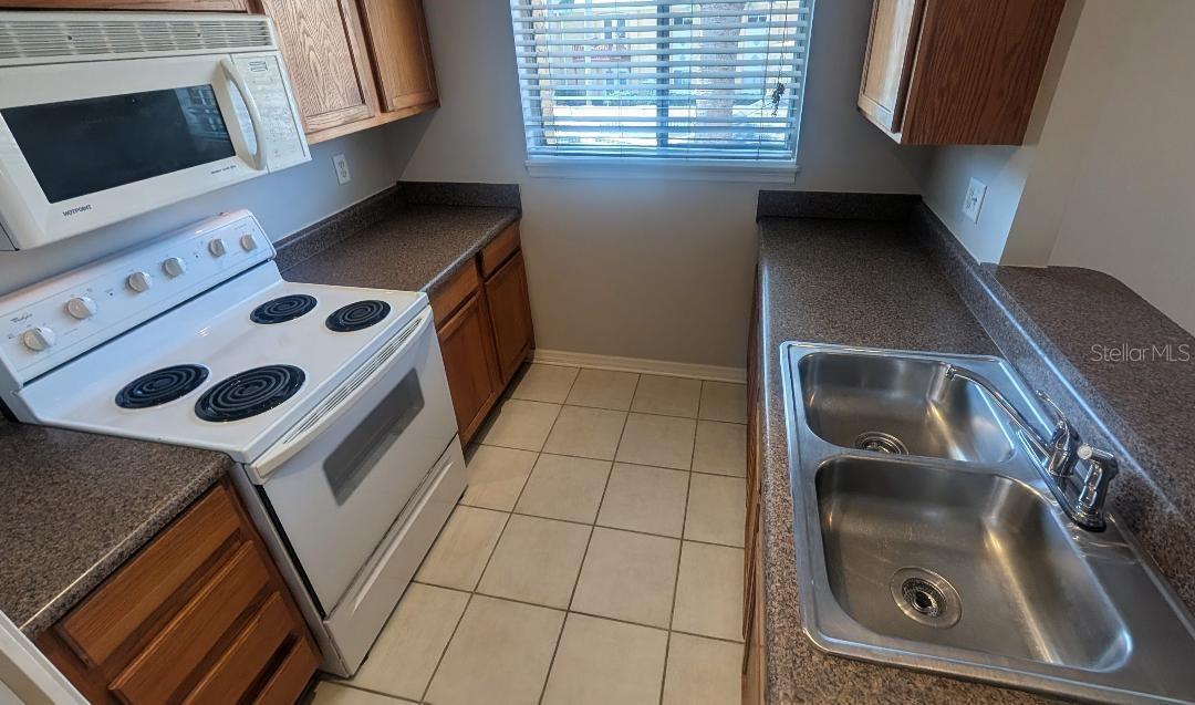 1841 Parakeet Unit 1101, Sarasota, FL 34232