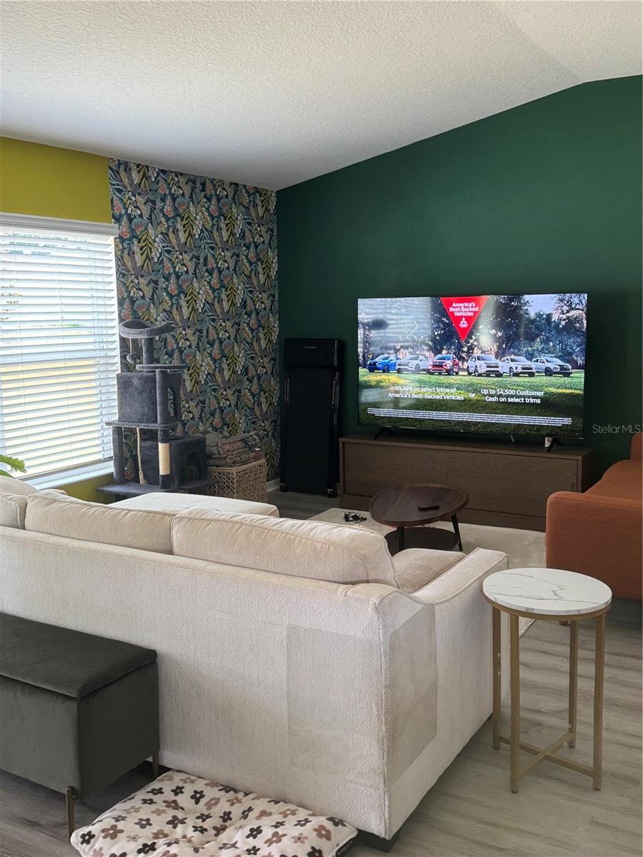 1459 Geranium, Mascotte, FL 34753