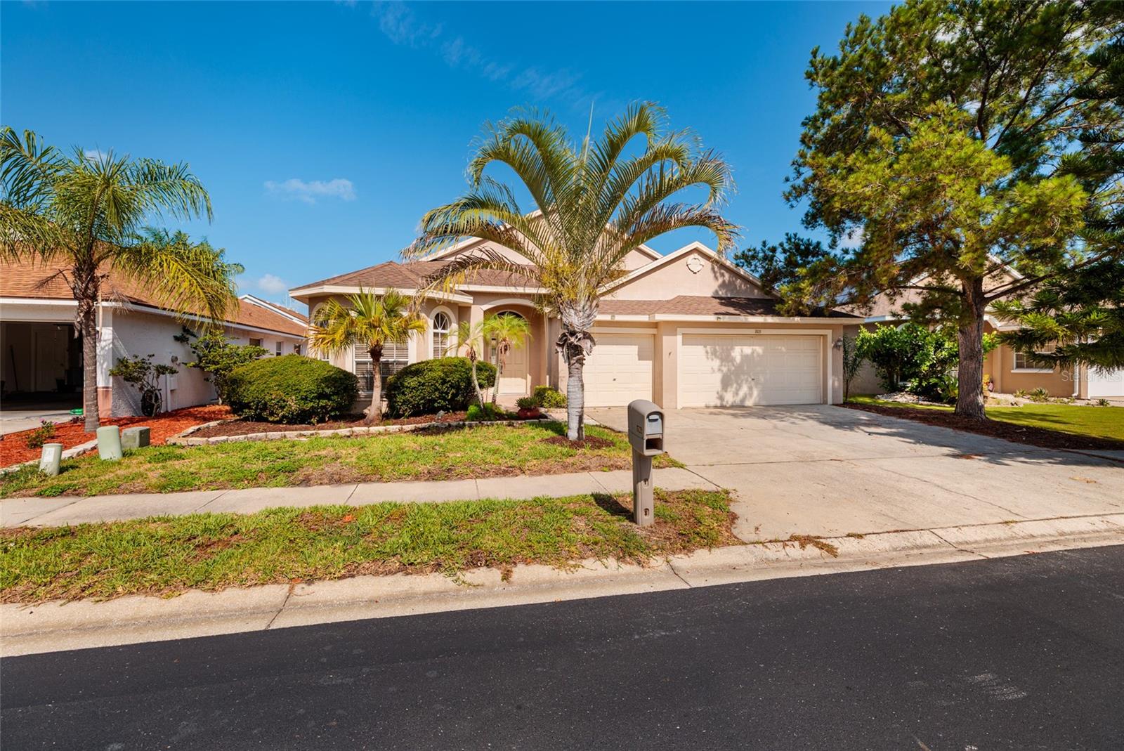 1805 Wood Bend, Tarpon Springs, FL 34689