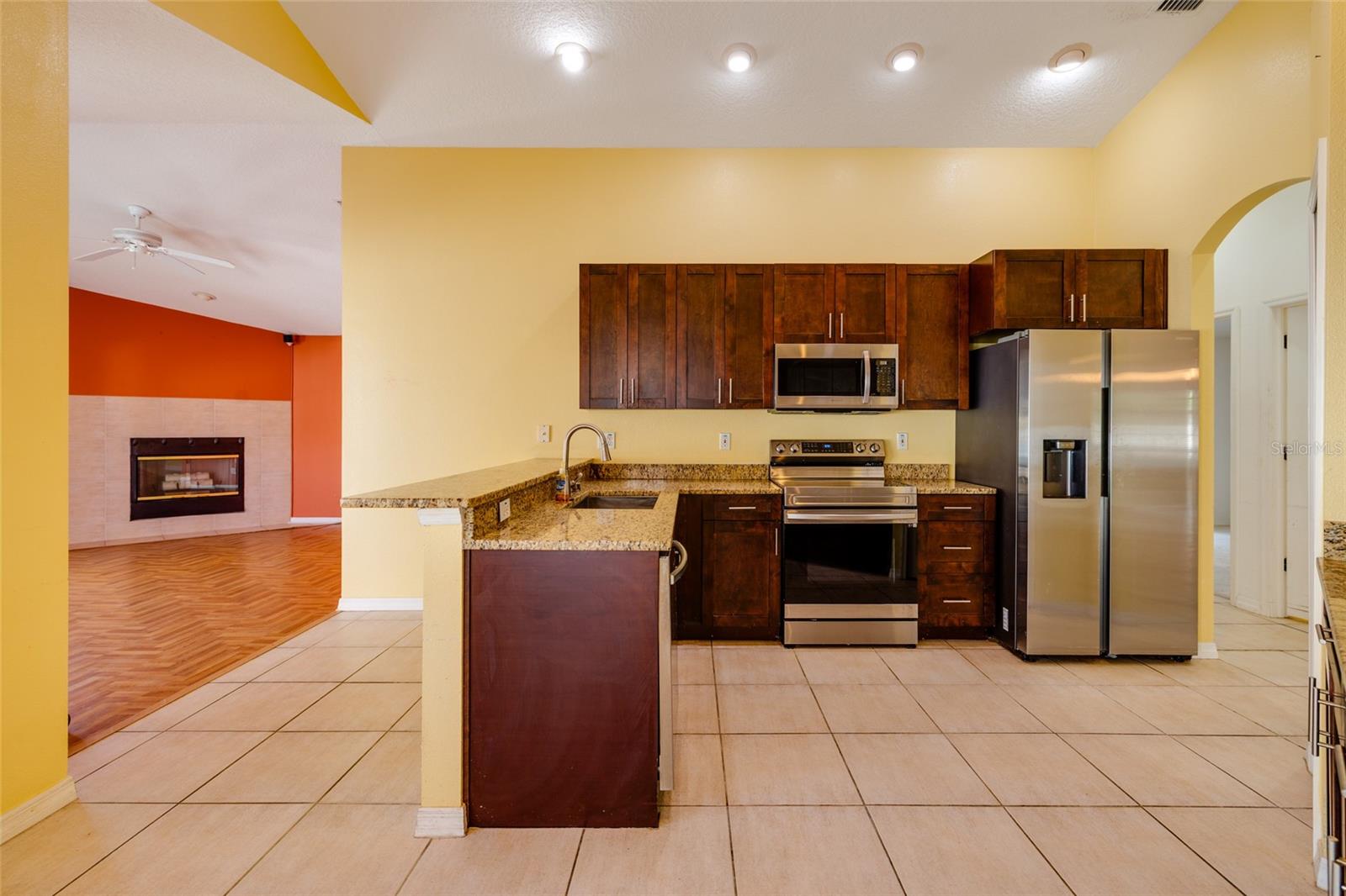 1805 Wood Bend, Tarpon Springs, FL 34689